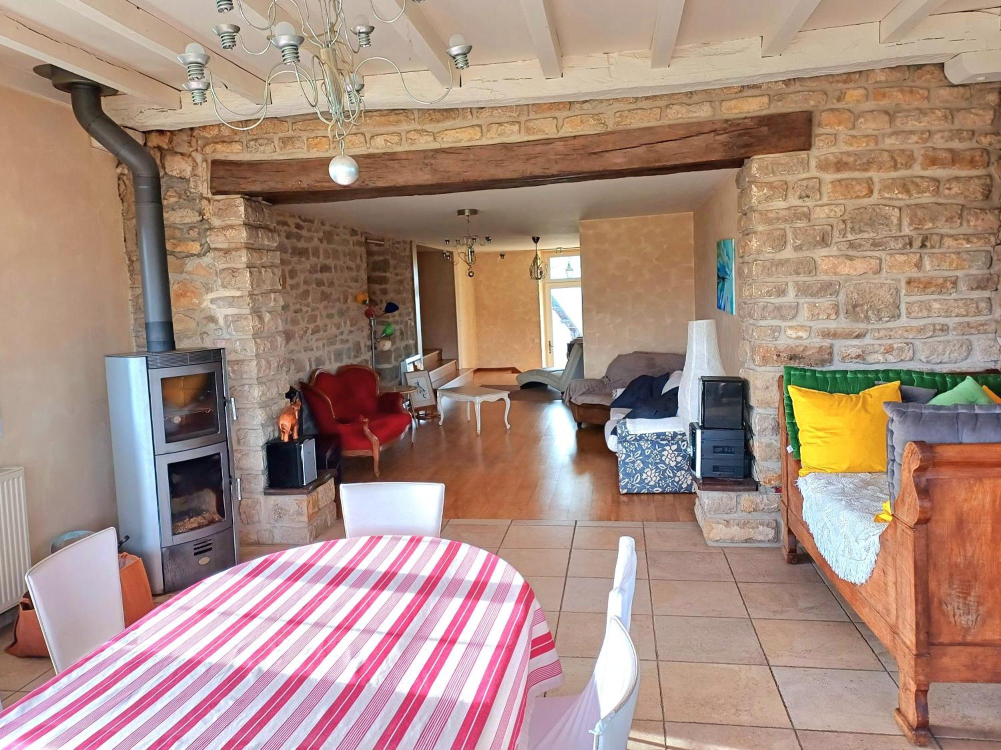 Le Petit Chateau Apartment